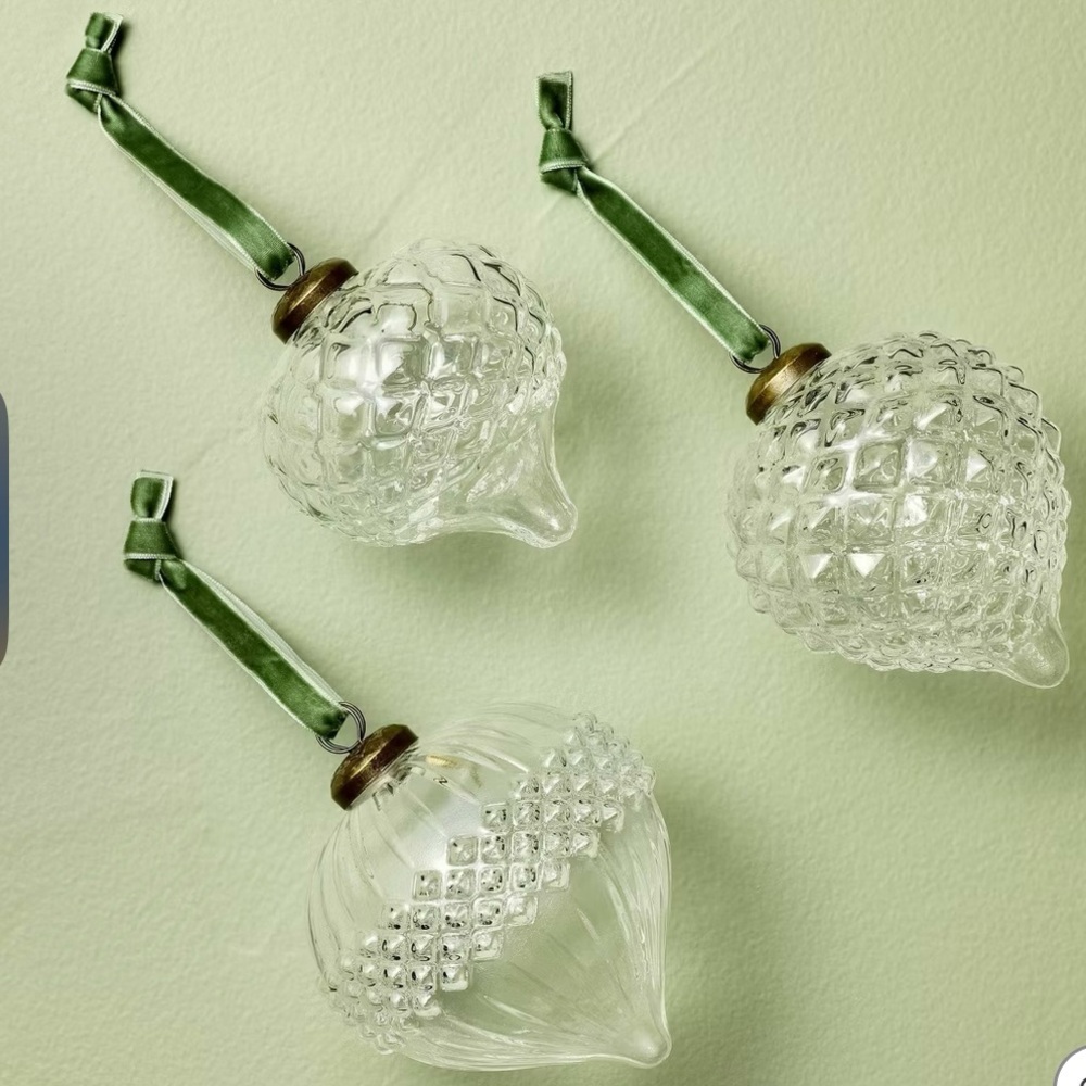 🆕- Hearth & Hand with Magnolia 3pc Ornate Glass Bulb Tree Ornaments. New in Box - Picture 3 of 5